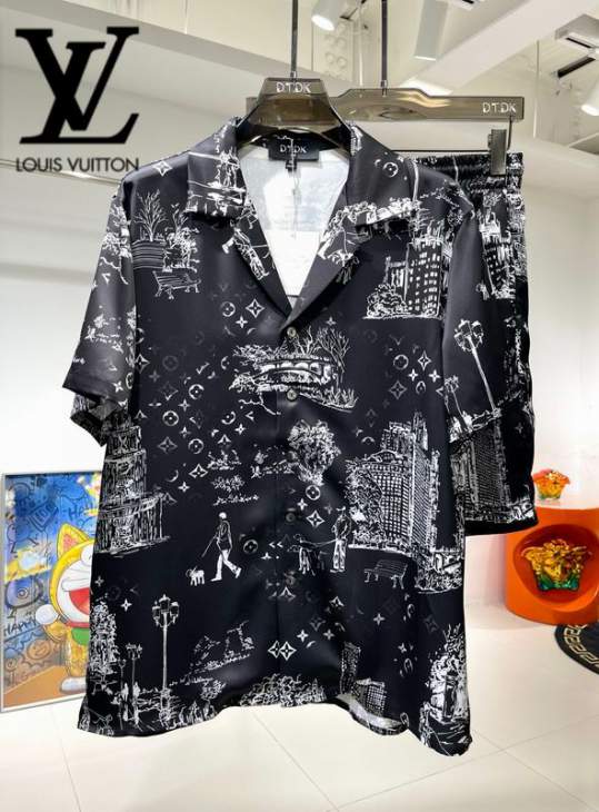 Picture of LV Shirt Pant Suits _SKULVM-3XL24cr1423091